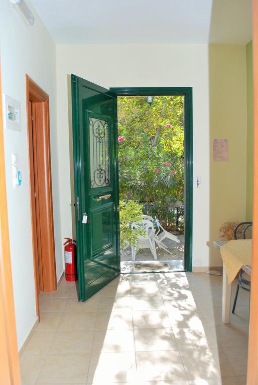 Melina Apartment Loutrópolis Thermís Camera foto